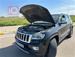 جیپ گراند شیرۆکی